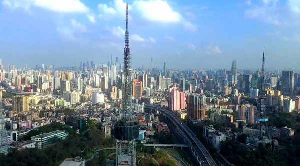 你好2022，我們一起追光