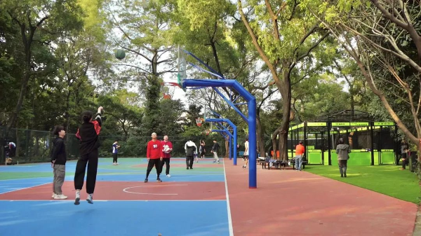 越秀公園戶外健身設(shè)施“上新”！